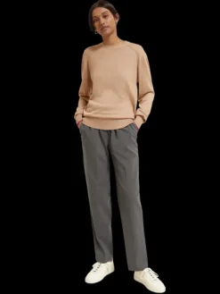 Crew Neck Pullover