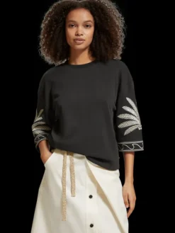 Embroidered Short Sleeve Sweatshirt