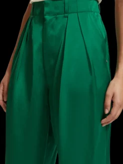 Faye High Rise Relaxed Tapered Leg