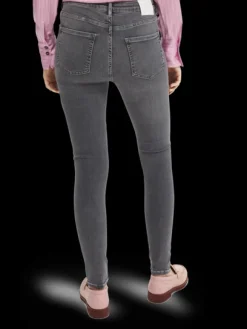 Haut Skinny-Fit Jeans — Latest Flame