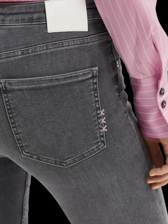 Haut Skinny-Fit Jeans — Latest Flame