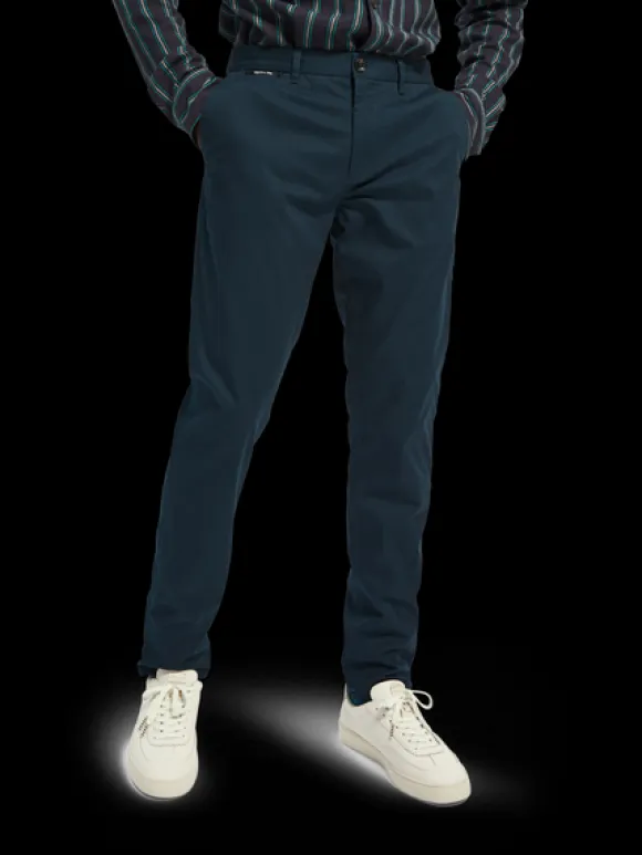 Mott Super-Slim Fit Classic Twill Chino
