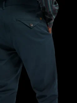 Mott Super-Slim Fit Classic Twill Chino