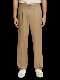 Pleated Linen Blend Chino
