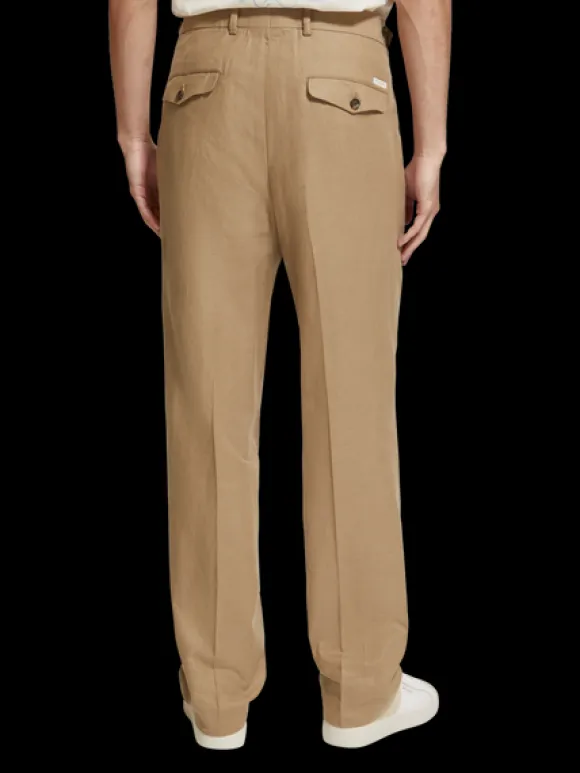 Pleated Linen Blend Chino