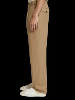 Pleated Linen Blend Chino