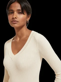 Ribbed V-Neck Pullover