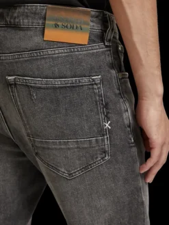 Skim Skinny Fit Jeans | True North