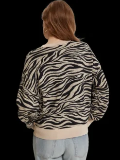 Tiger Jacquard Pullover